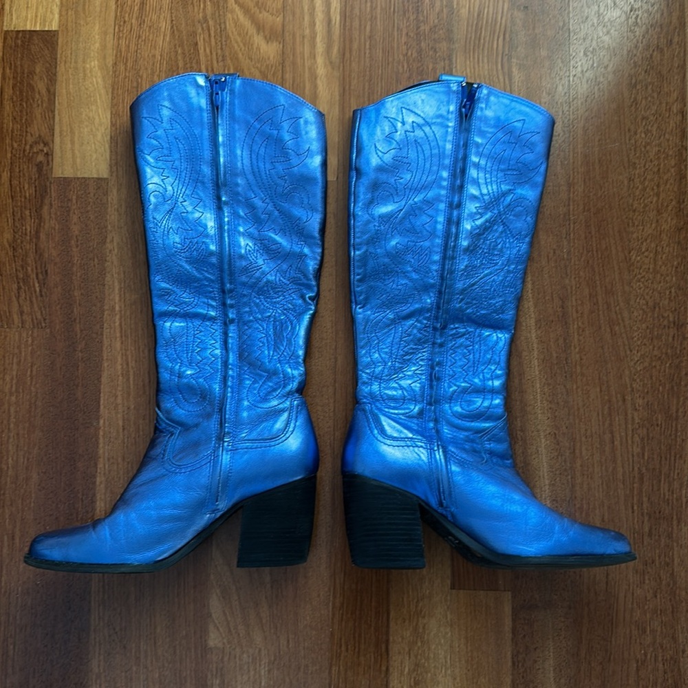 Genuine leather Metallic Blue
western cowboy boots size 9.5
New without tags - Picture 3 of 16